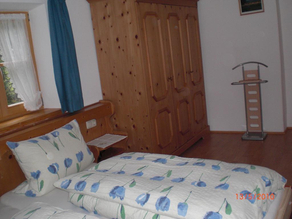 Familien-Bauernhof-Berghammer Rotta Kamer foto