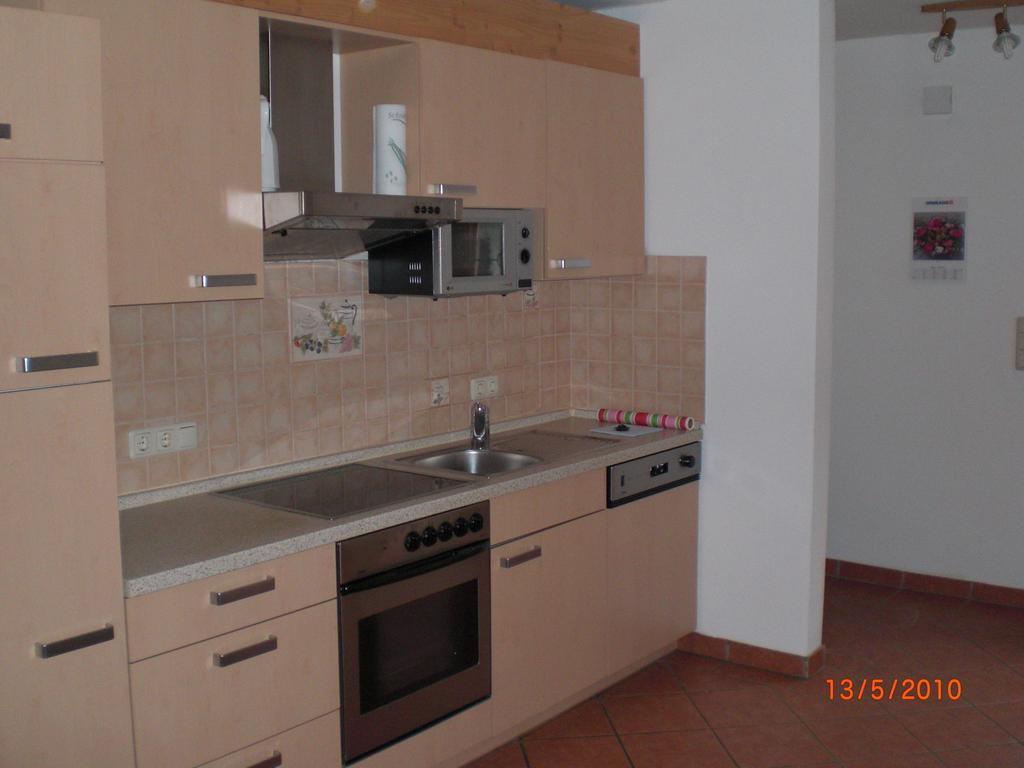 Familien-Bauernhof-Berghammer Rotta Kamer foto